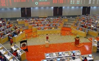 如何理解金融交易策略？这种策略在市场中有何应用？